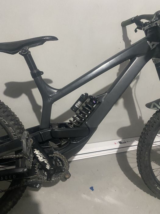 Vand Yt Tues Al Base 2021 L