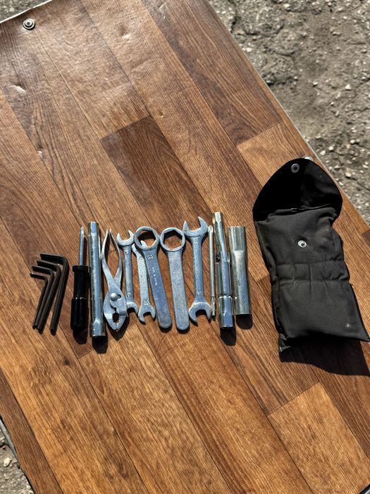 Инструменти за Мотоциклет