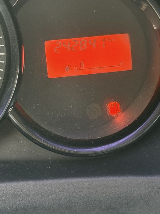 Dezmembrez sandero 2