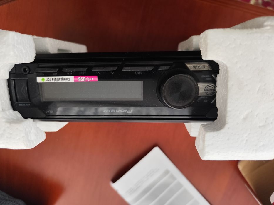 Продам магнитолу pioneer