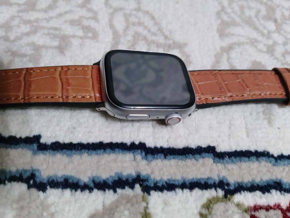 Smart watch sotiladi tozaa