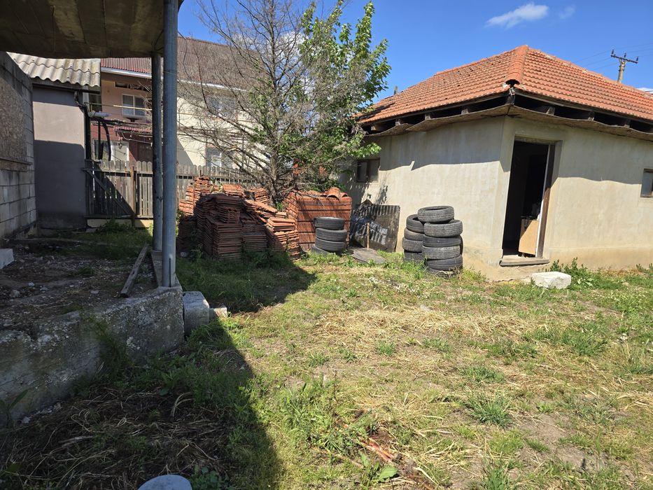 Teren Vinzare + Garaj si casa in constructie!!!
