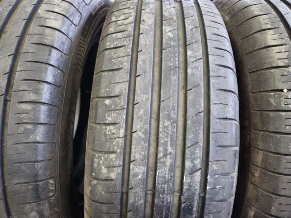 4 anvelope vara Goodyear 215 65 17 stare foarte buna