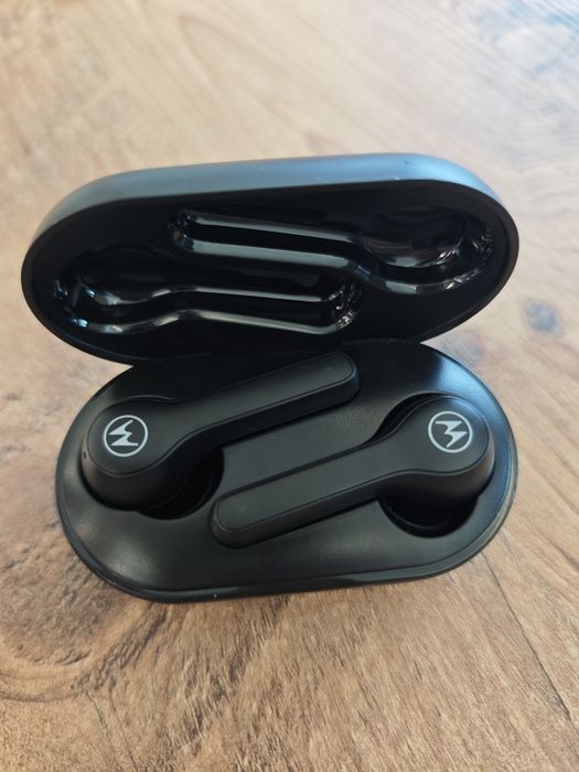 Слушалки тапи хендсфри moto buds 085