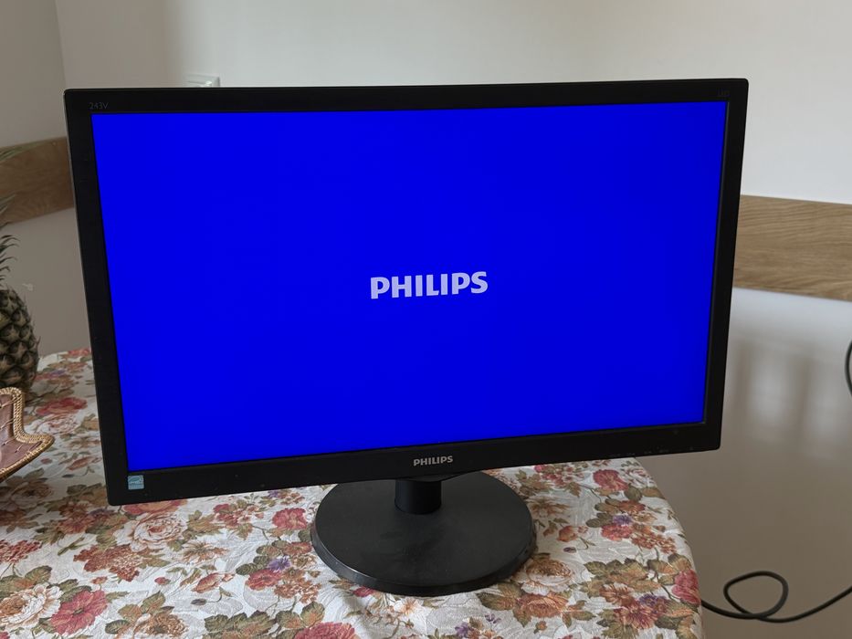 Philips 24 инча монитор