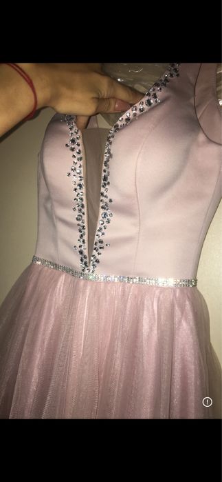 Бална/абитуриентска рокля