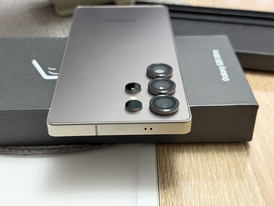Samsung Galaxy S25 Ultra 5G 256GB Гаранция!