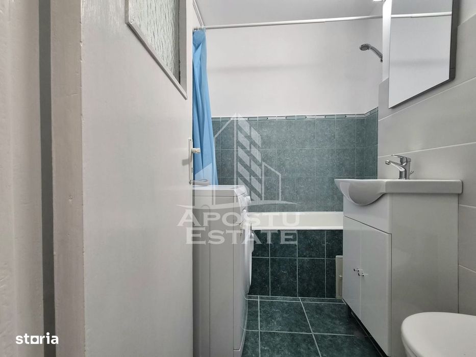 Apartament cu o camera,zona Micalaca