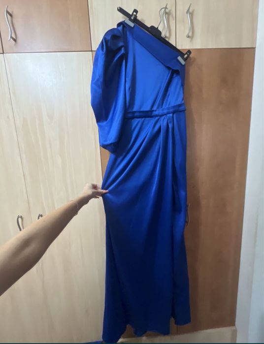 rochie lunga din satin