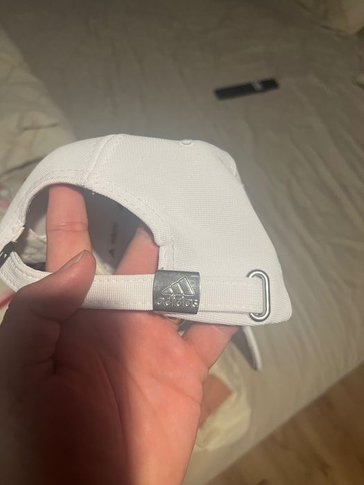 Мъжка шапка Adidas