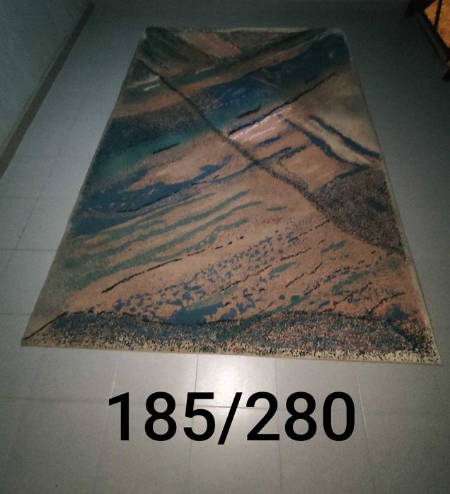 Продавам килим и пътека