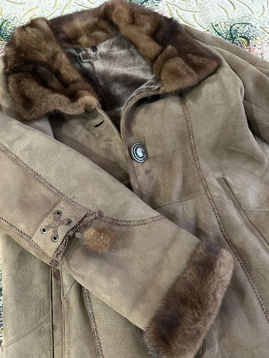 Дублёнка с норковым воротником и манжетами