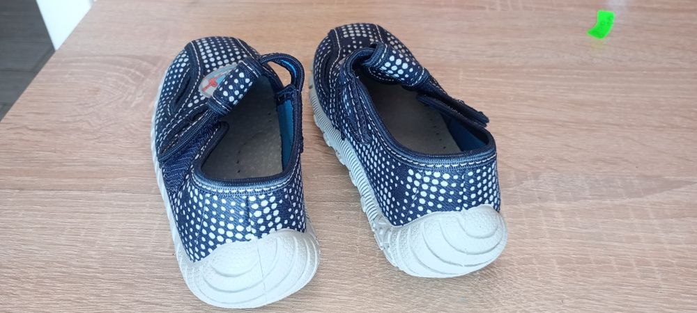 Пантофи за градина - 25 номер