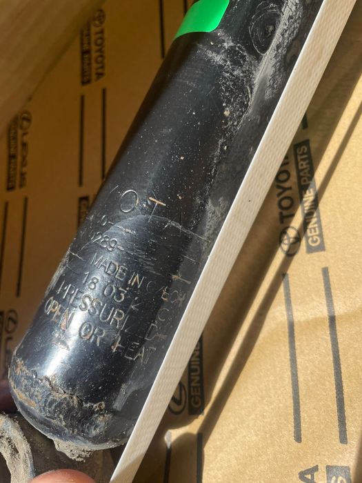 Амартизаторы  камри 70