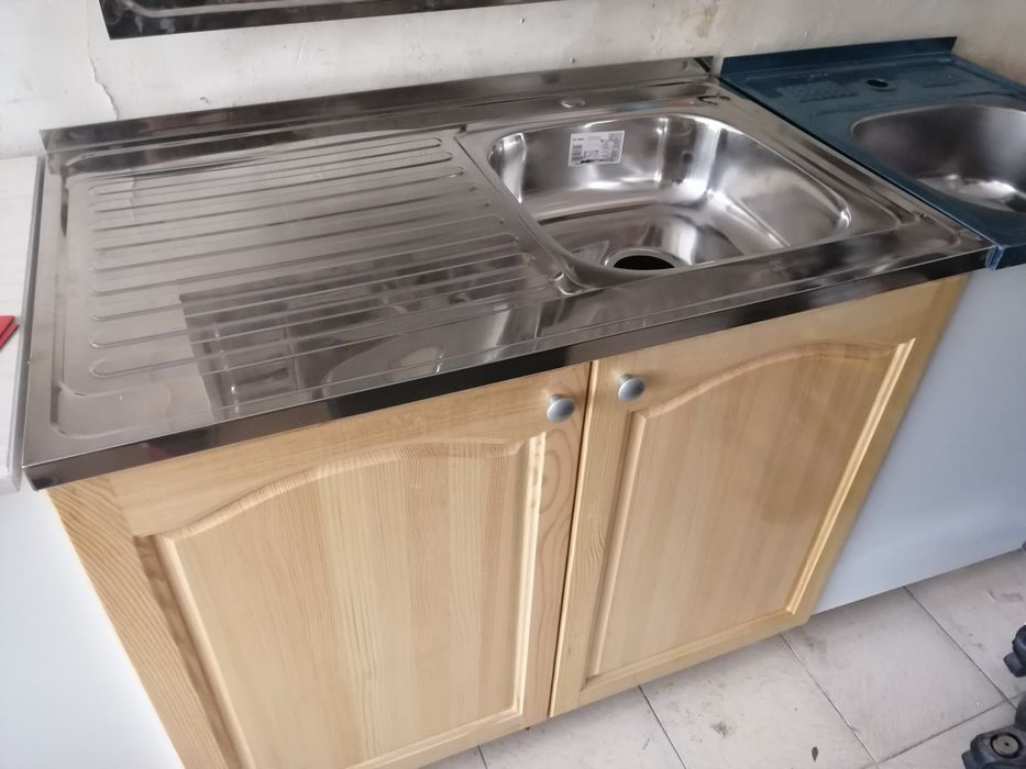 Нов Кухненски шкаф с мивка бордова 100/60