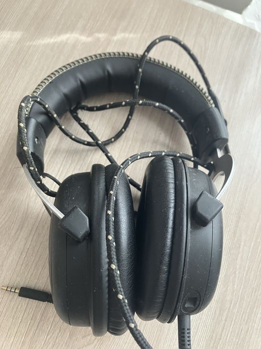 Наушники HYPER отличные