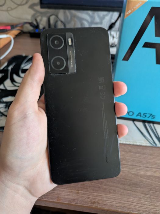 Oppo A57S + 2 чехла