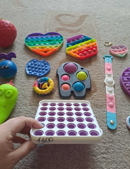 Игрушки,  мягкие,  вязаные..