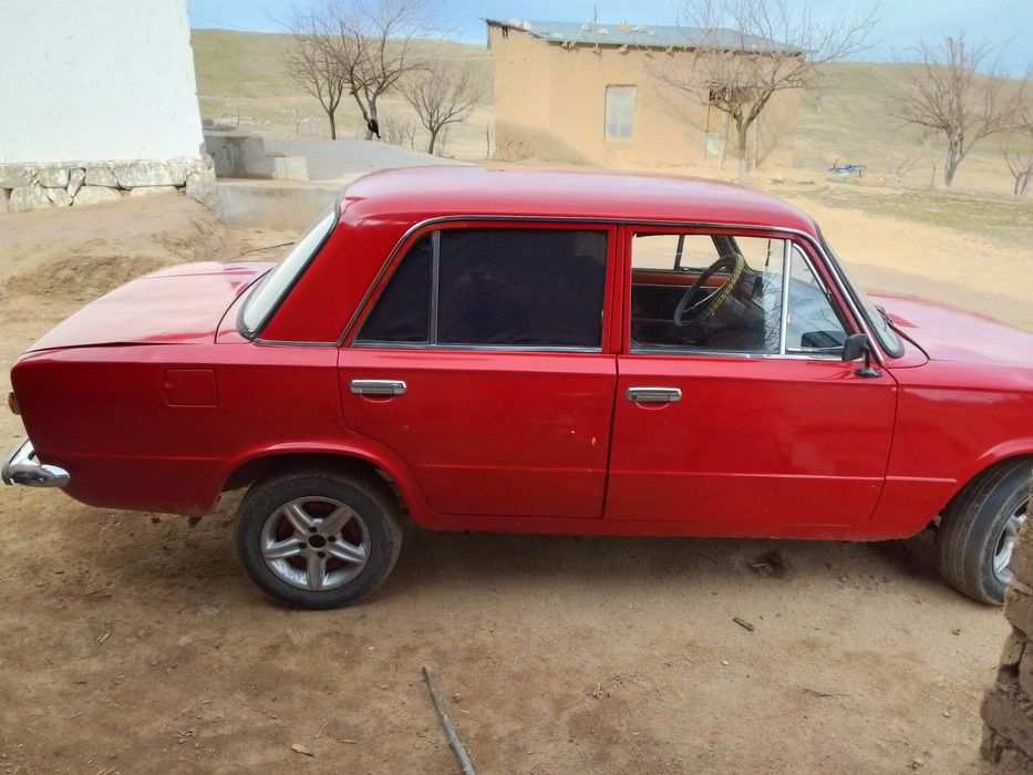 Mashina yurishi yaxshi musda ovoz bor