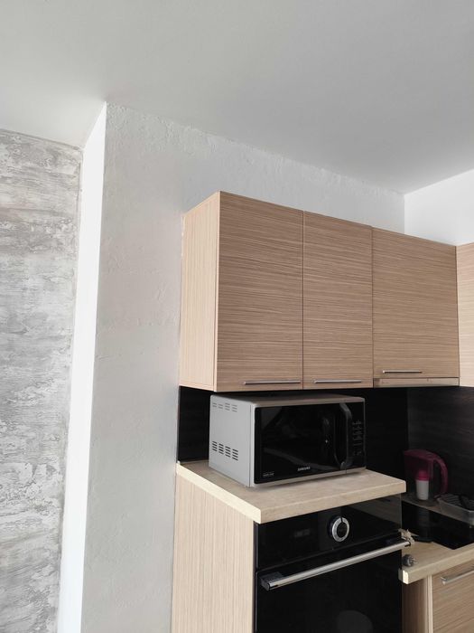 Дава се под наем Тристаен апартамент в София, Център - 85 кв.м за 766 € - Снимка #1