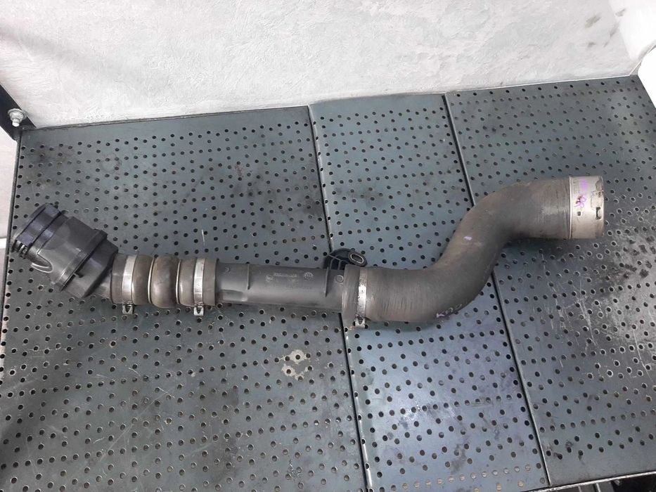 tubulatura furtun intercooler  k9kf647 1.5 dci renault kadjar 2017  144609787r