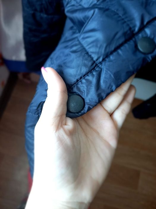 Лёгкая куртка СРОЧНО! весна/осень