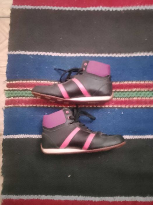 Дамски кецове Lacoste