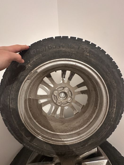 Продам титанка R15 почти новый