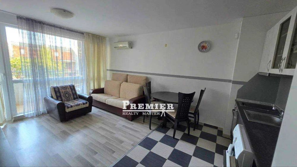 Продава се Двустаен апартамент в Свети Влас - 57 кв.м за 1448 €/кв.м - Снимка #1