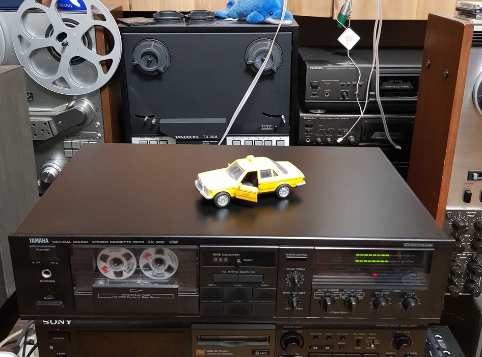 Casetofon Deck Stereo Audio Vintage YAMAHA KX 300 BLACK
