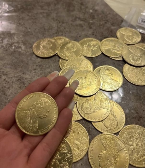 Vand monede placate cu aur de 24k frank iosif 1915, 4 ducat