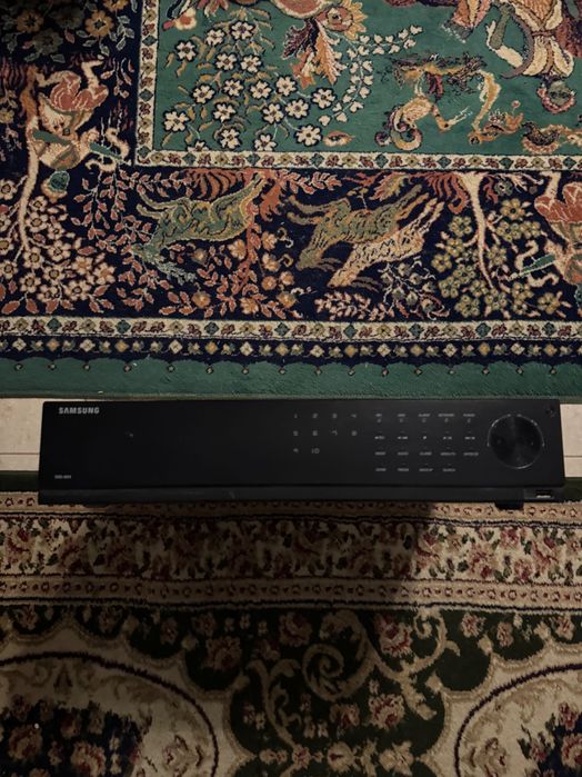 Sistem supraveghere Samsung – DVR 8 canale + HDD 500 GB + monitor