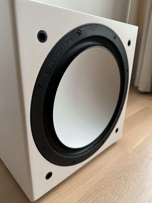 Subwoofer monitor audio W12