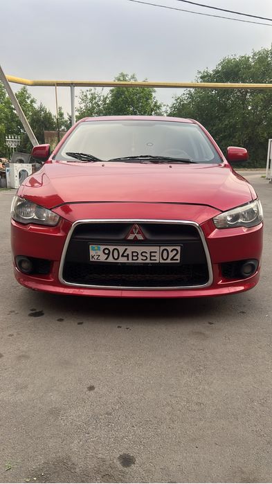 Митсубиси лансер