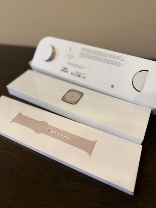 Продам apple watch 8 41mm