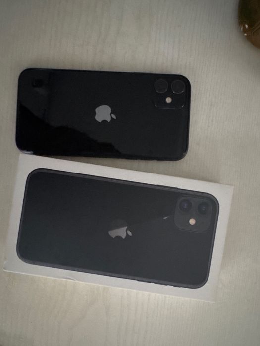 Продам iPhone 11