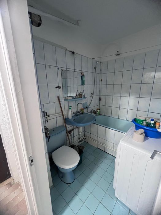 PF vând garsonieră decomandată 32mp+ balcon 6mp, etaj 5/10 centrală