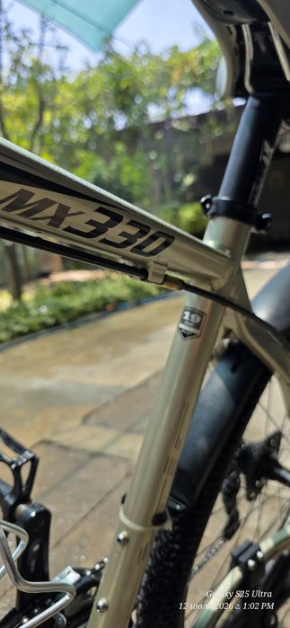 XDS  MX 330 madel  srochna sotiladi