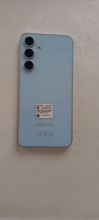 Самсунг галакси S24 FE/8