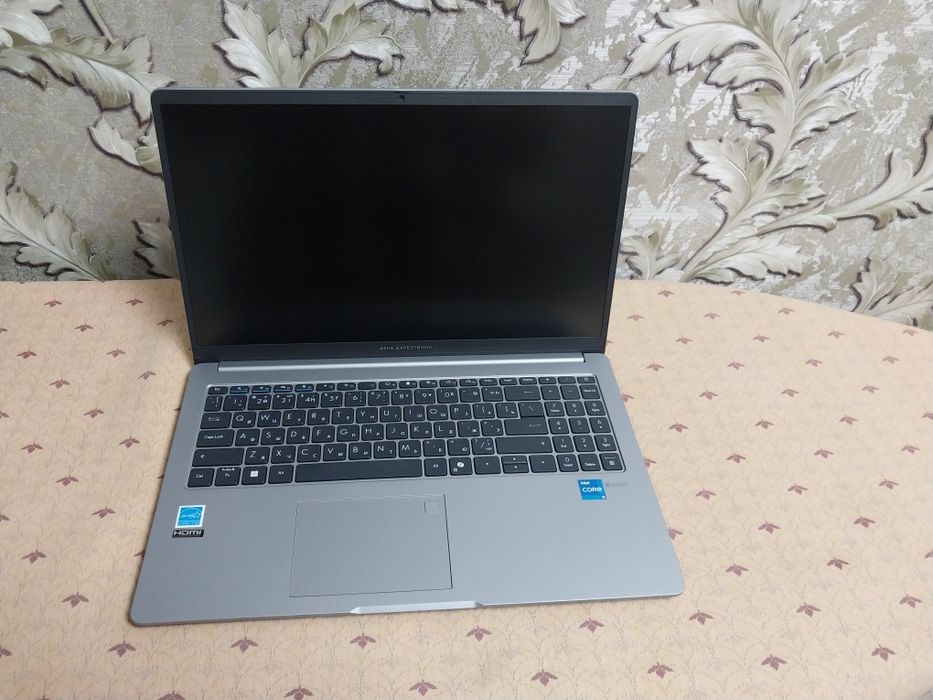 Ноутбук АSUS новый