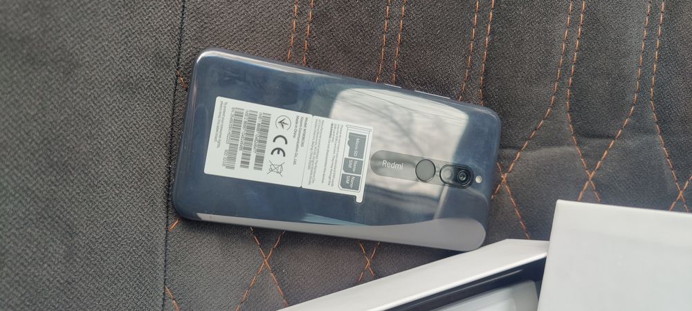 Телефон Xiaomi Redmi 8 32gb без торга