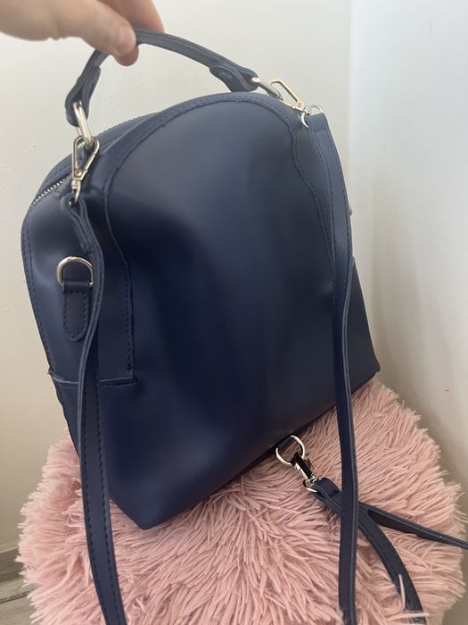 Синя кожена раничка на Поло