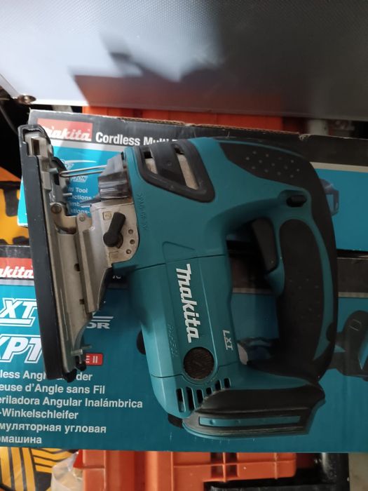 Scule Makita 18V, orice scula de mana, orice material de constructie.