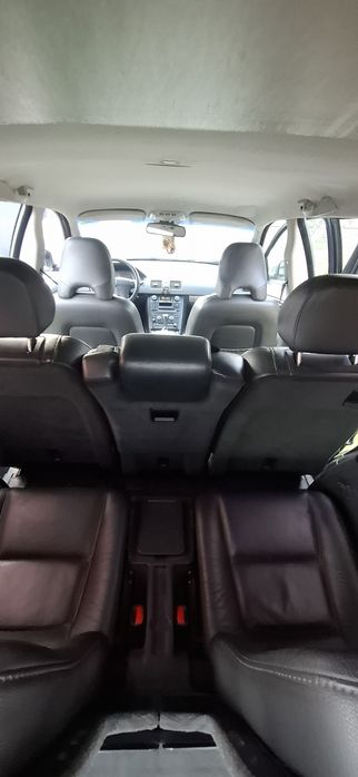 Vând Volvo XC90 185 HP  facelift 7 locuri
