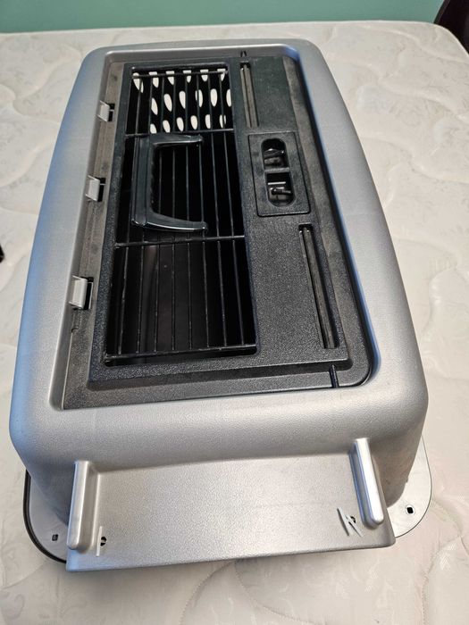 Транспортна чанта (клетка) за домашни любимци