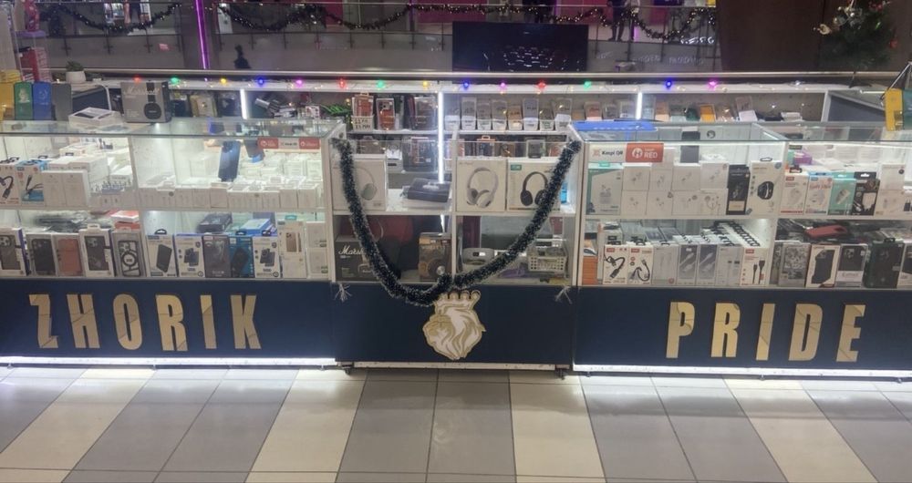 Витрины, островок, шкаф