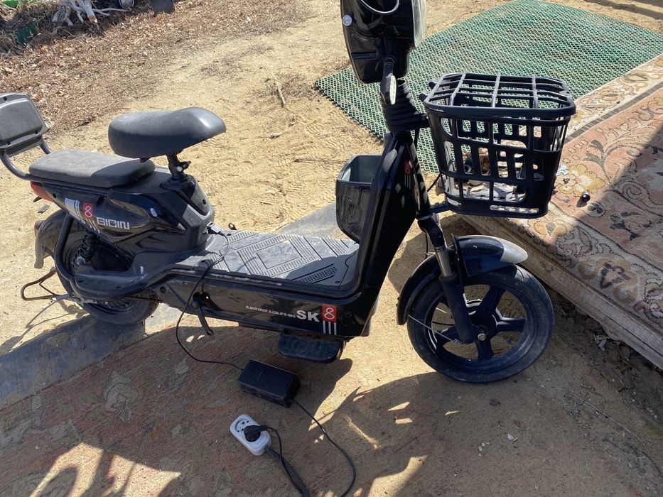 Электроскутер ск8