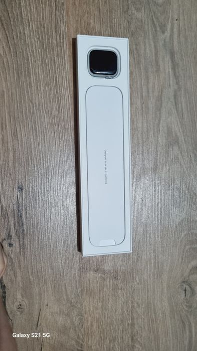 Apple Watch 8 series с оригинальными лямками