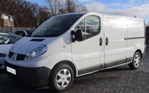 Renault trafic , Виваро ,Примастер Trafic 2.0 НА Части