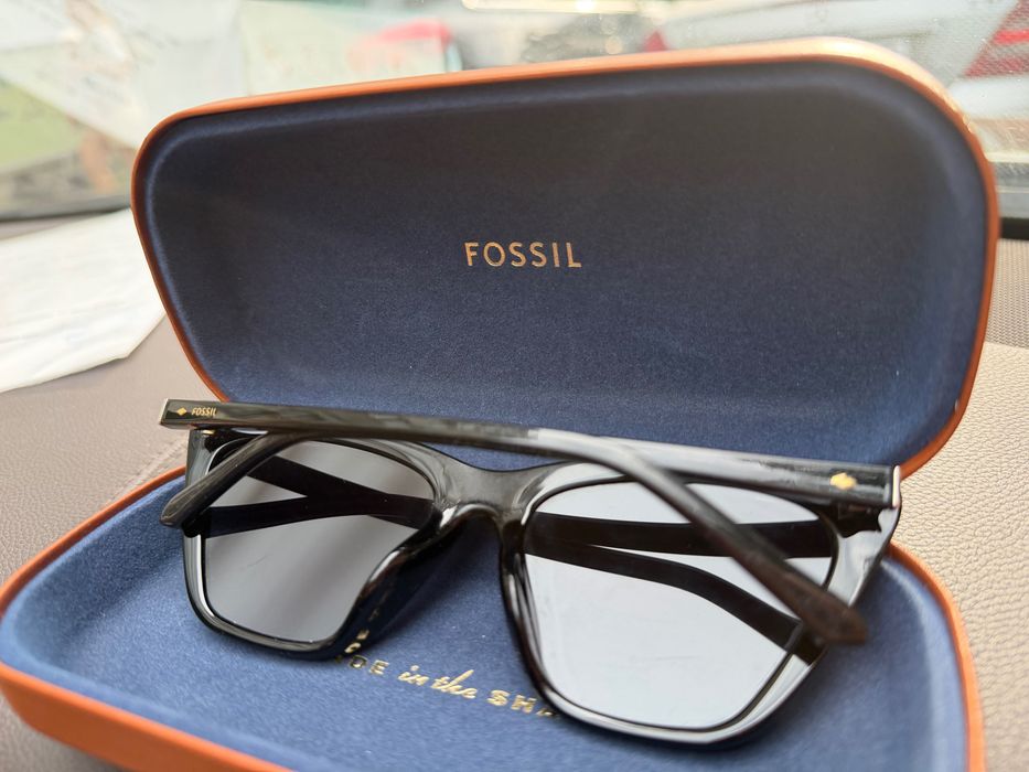 Дамски слънчеви очила Fossil